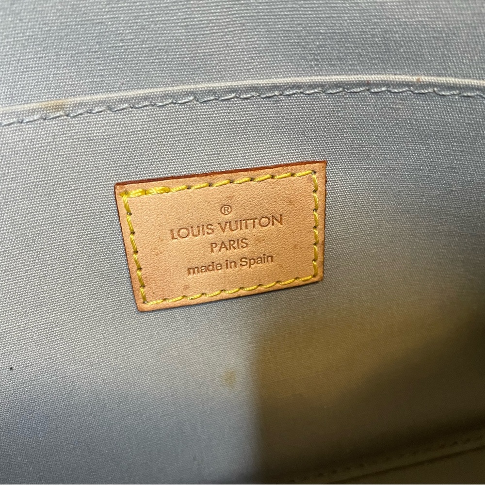 Louis Vuitton Cream and Tan Vernis - Picture 7 of 10